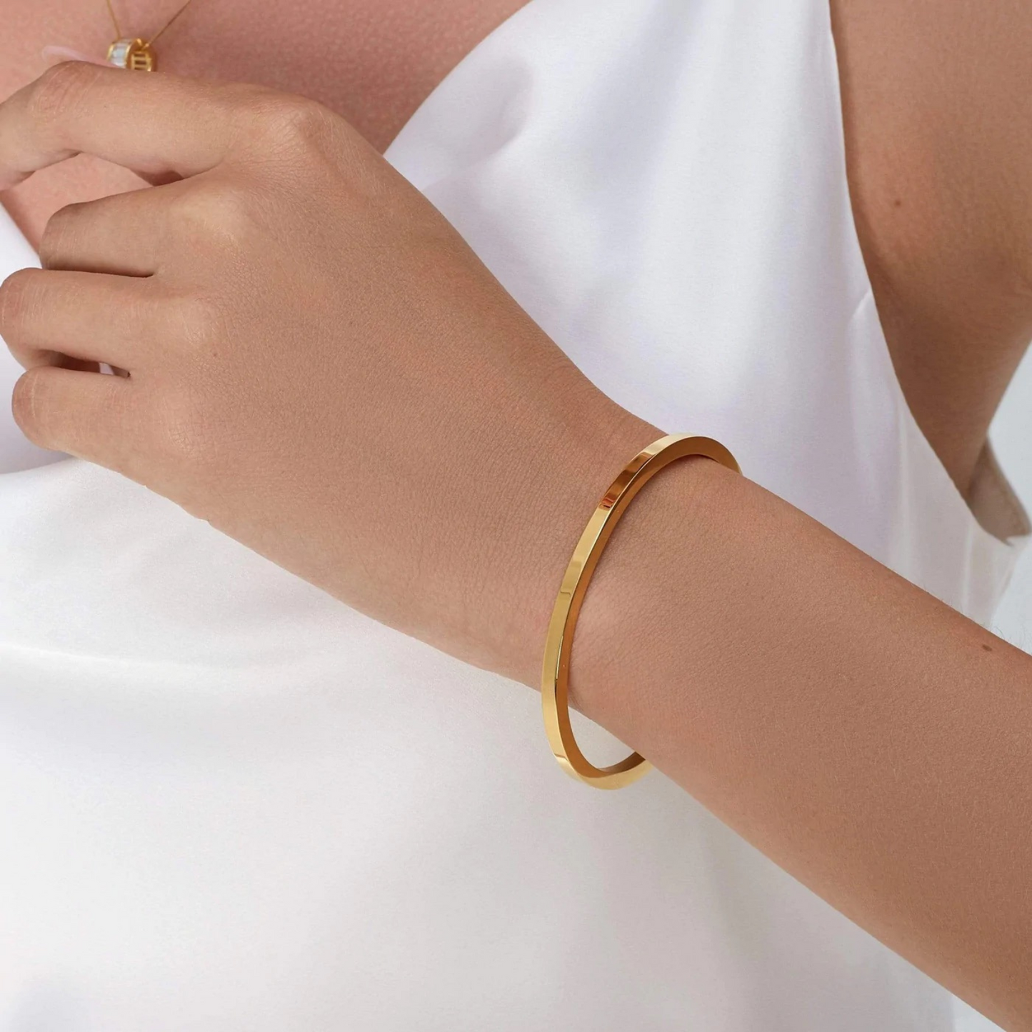 Golden Moon Bracelet By Villantto Designed In NewYork - Now Available In Pakistan, Premium Bracelet For Men & Women Pakistan