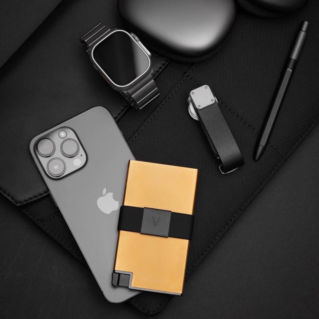 Aluminum Popup Smart Wallet Gold Limited Edition By Villantto
