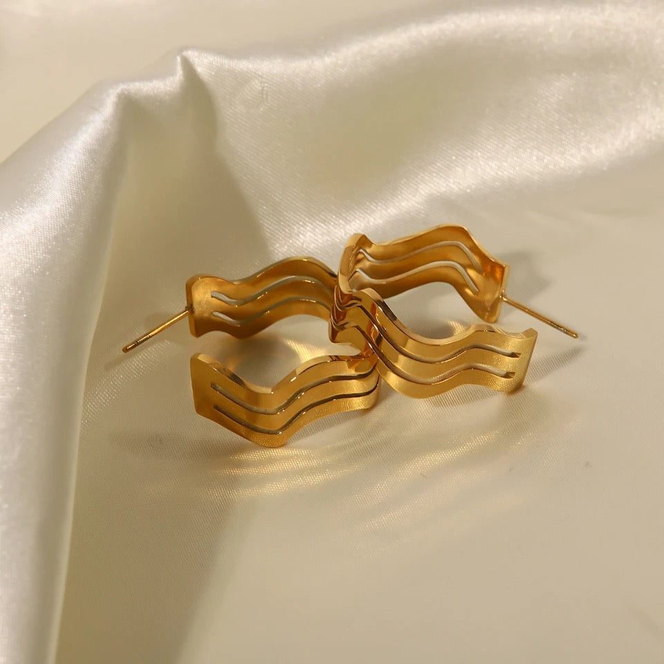 WAVE EARINGS