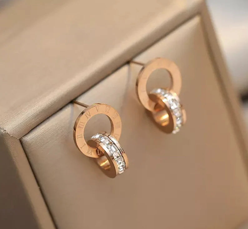 INTERLOCK EARINGS