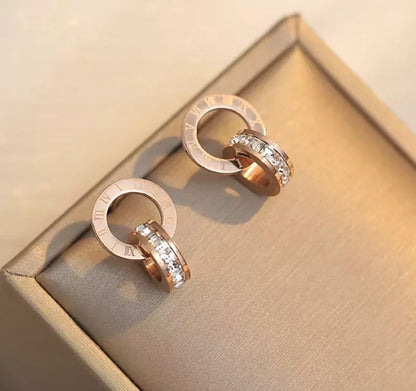 INTERLOCK EARINGS