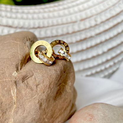 INTERLOCK EARINGS