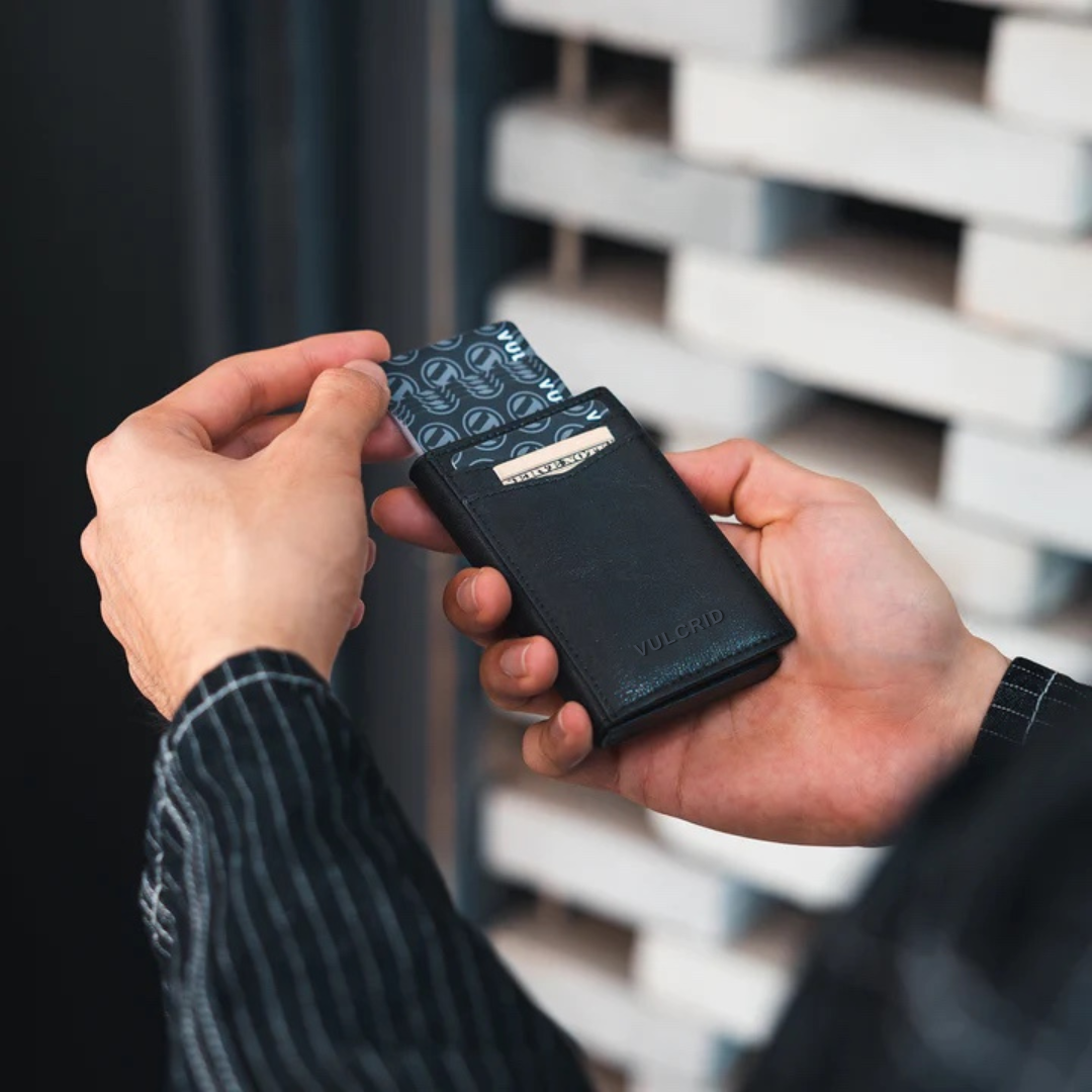VULCRID LEATHER SMART WALLET - BLACK